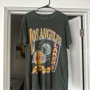 Los Angeles Lakers Graphic T-Shirt